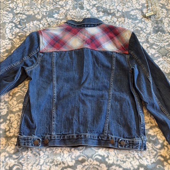 Gap x Pendleton Denim Jacket with Plaid Accents - Picture 7 of 9
